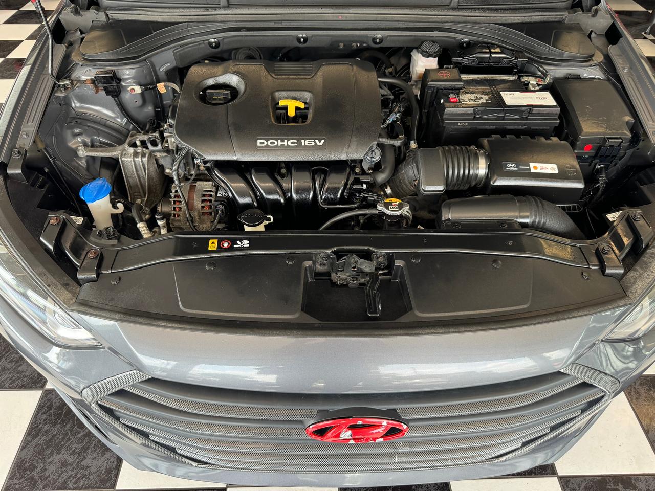 2018 Hyundai Elantra GL Manual+Camera+ApplePlay+Blind Spot+CLEAN CARFAX Photo