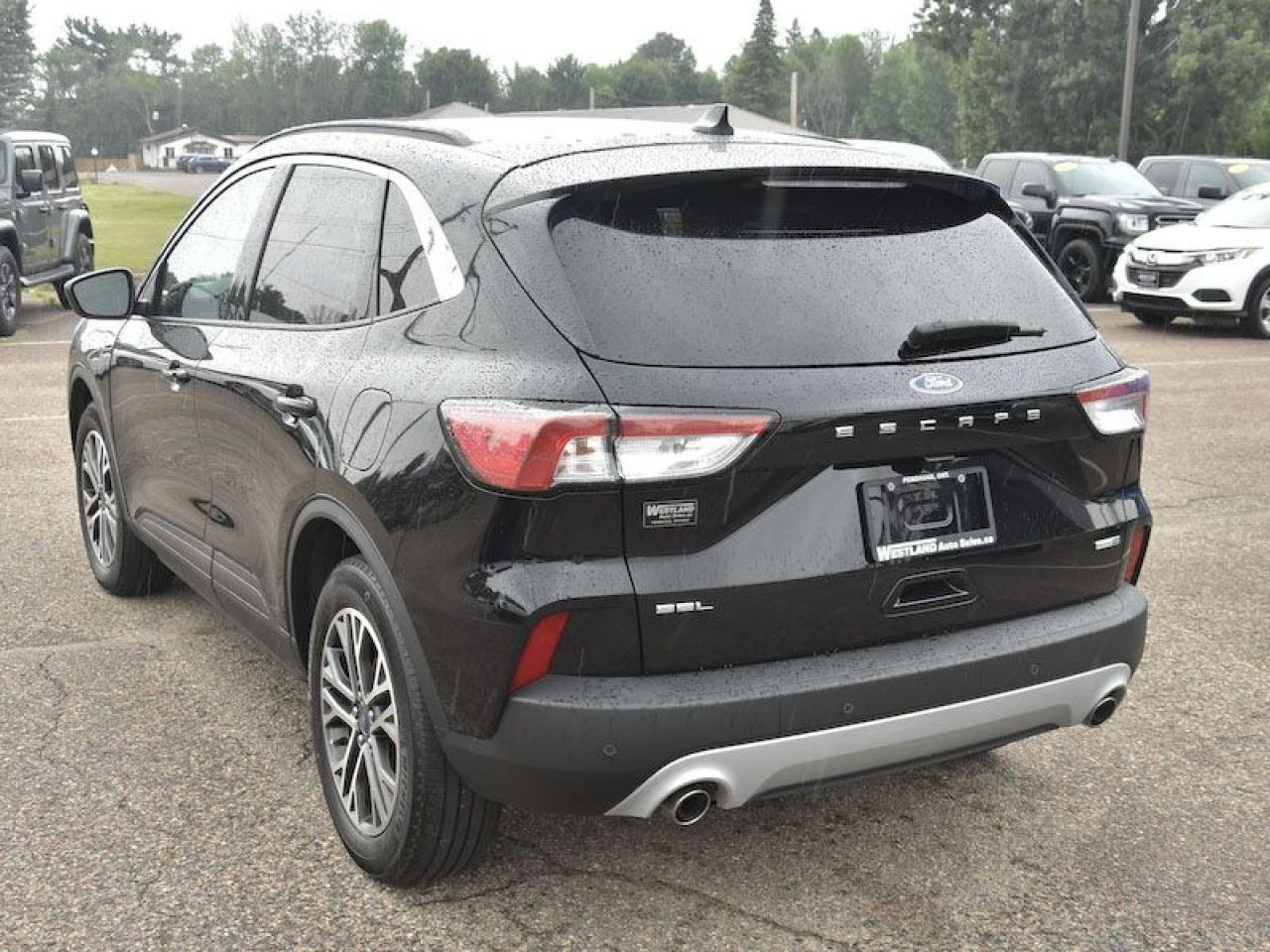 2020 Ford Escape SEL AWD - Photo #4