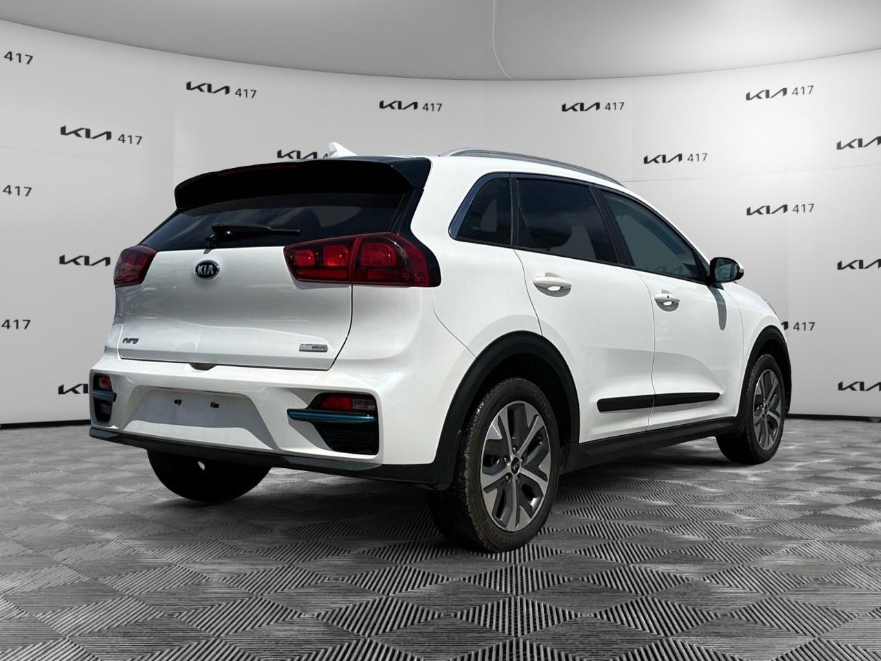 2021 Kia NIRO EV EX  FWD Photo4