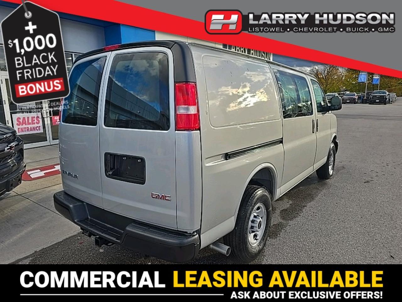 2025 GMC Savana 3500 Work Van Photo