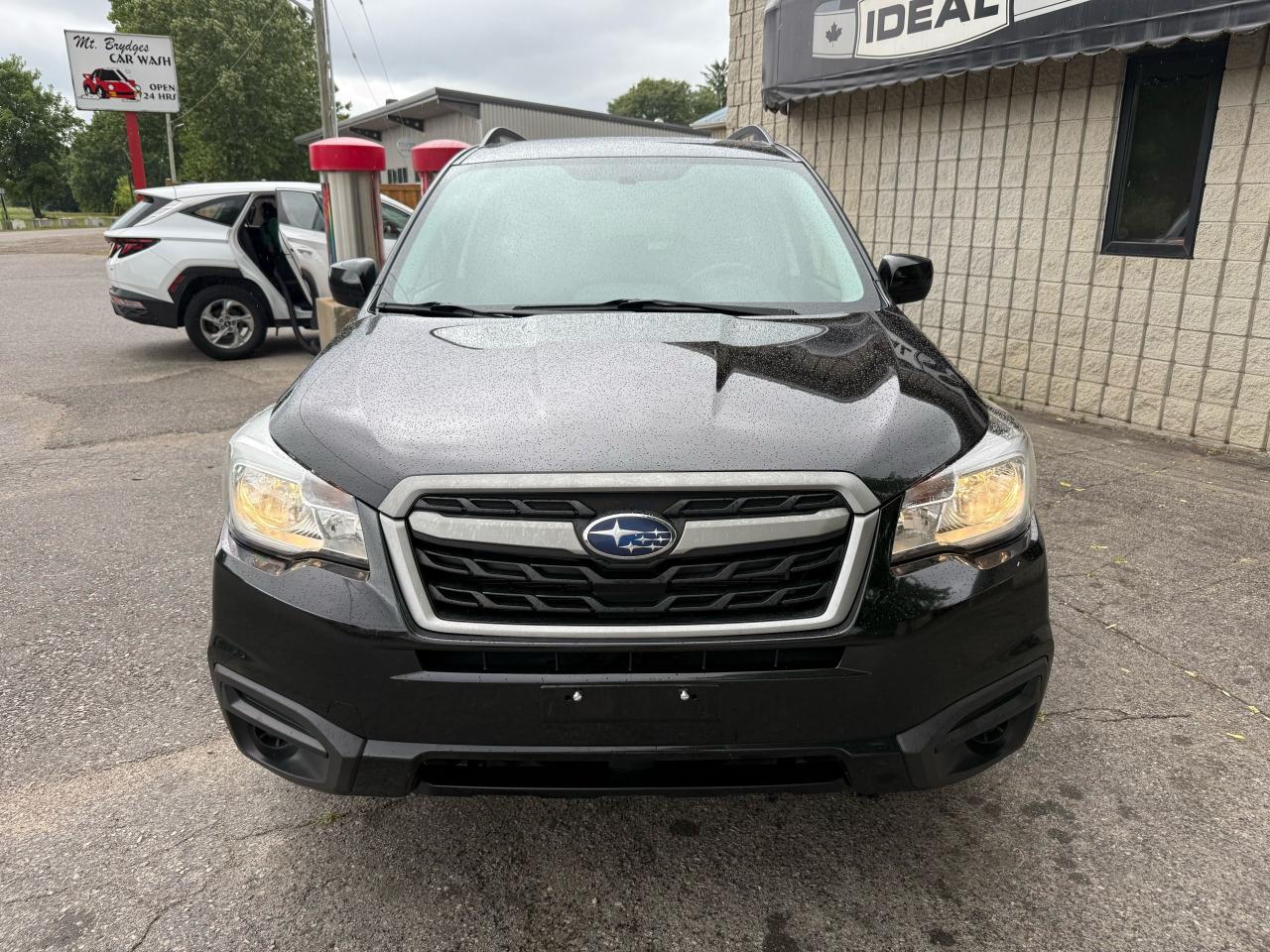 2018 Subaru Forester 2.5i - Photo #2