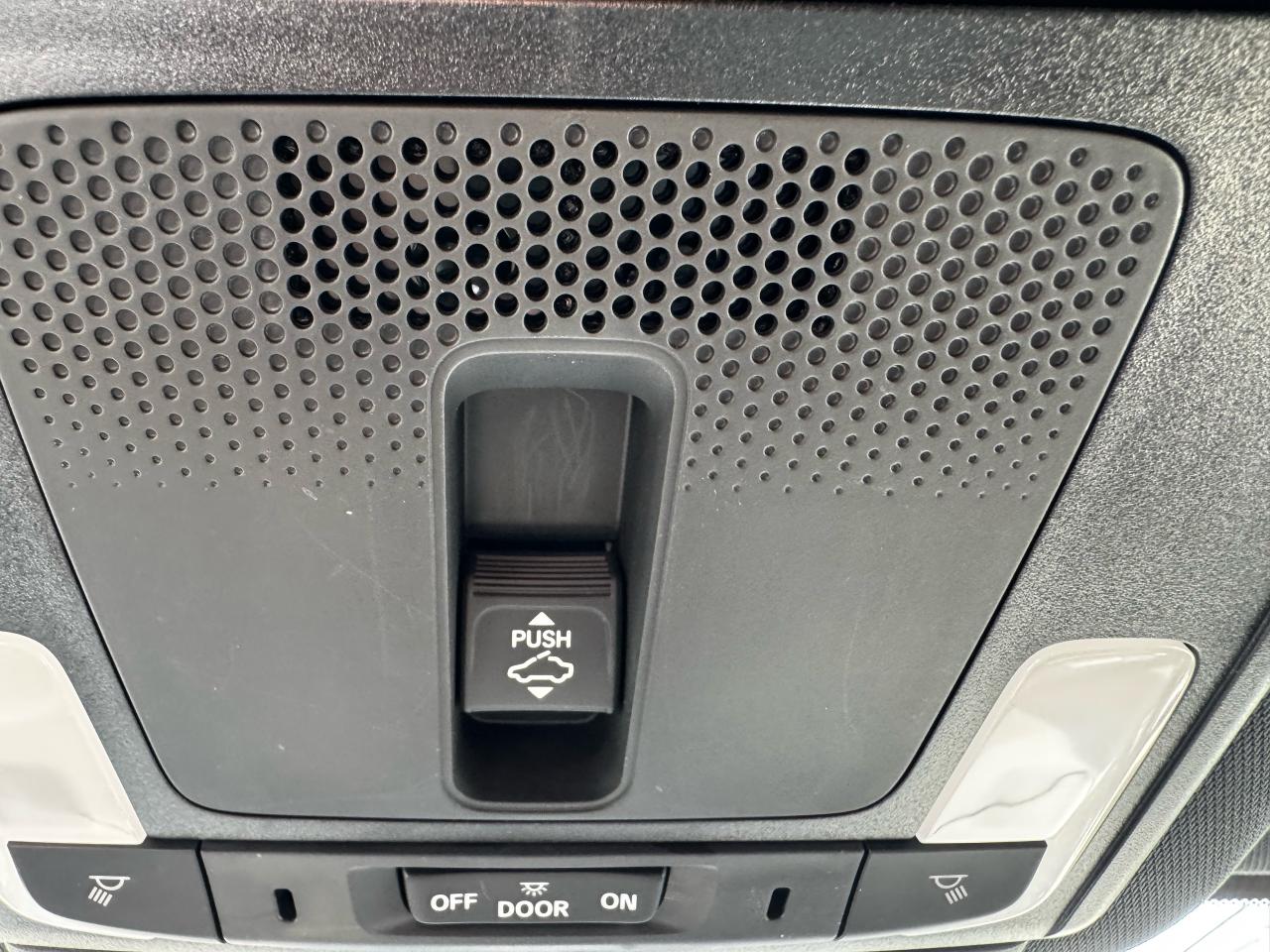2024 Honda CR-V Touring Photo