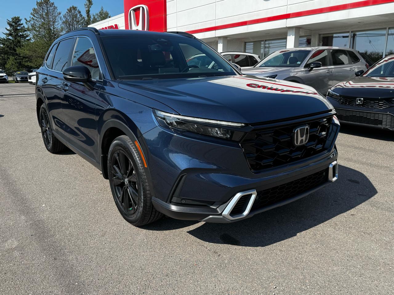 2024 Honda CR-V Touring Photo1
