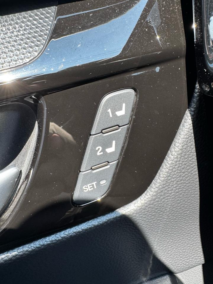2024 Honda CR-V Touring Photo