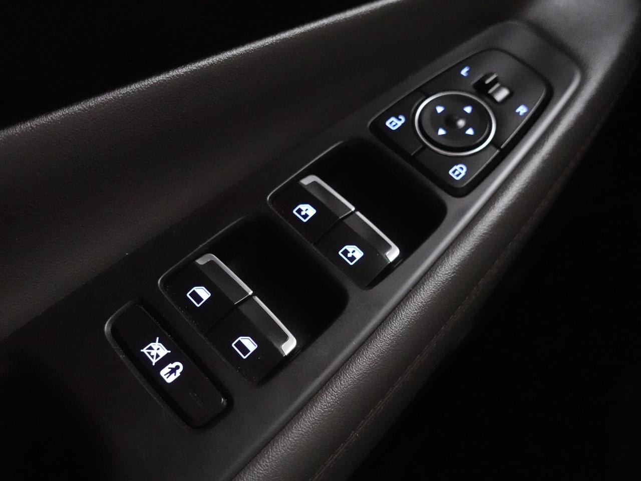2020 Hyundai Santa Fe PREFERRED | AWD | Sun&Leather Pkg | BSM | CarPlay
