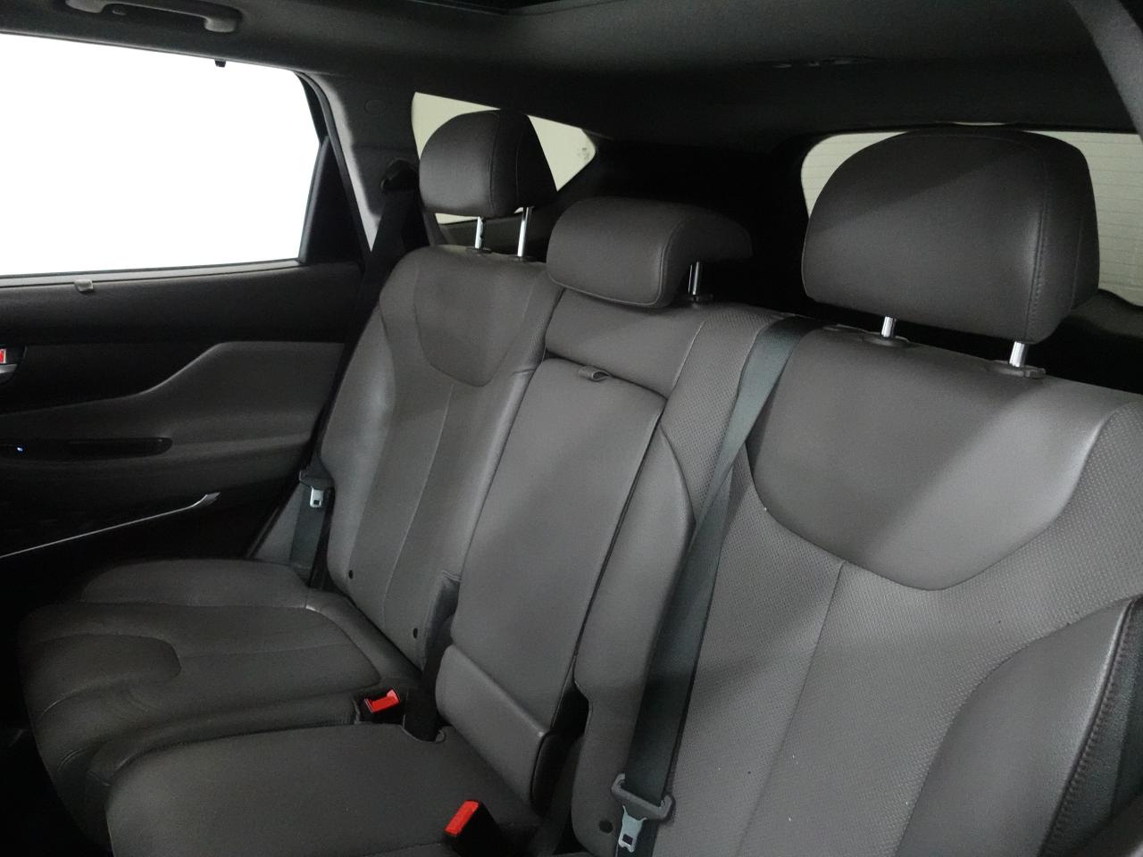 2020 Hyundai Santa Fe PREFERRED | AWD | Sun&Leather Pkg | BSM | CarPlay
