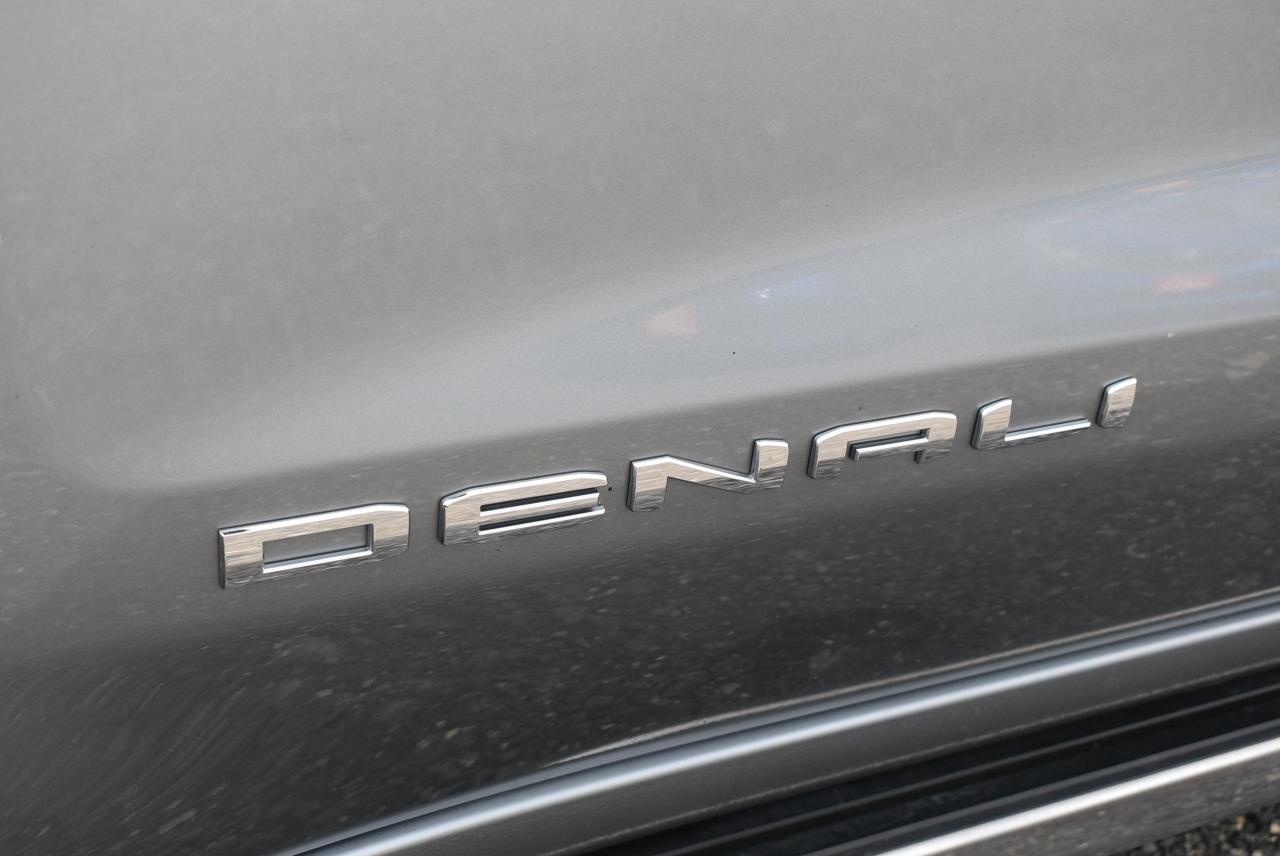 2023 GMC Sierra 1500 DENALI - 5.3L - Photo #17