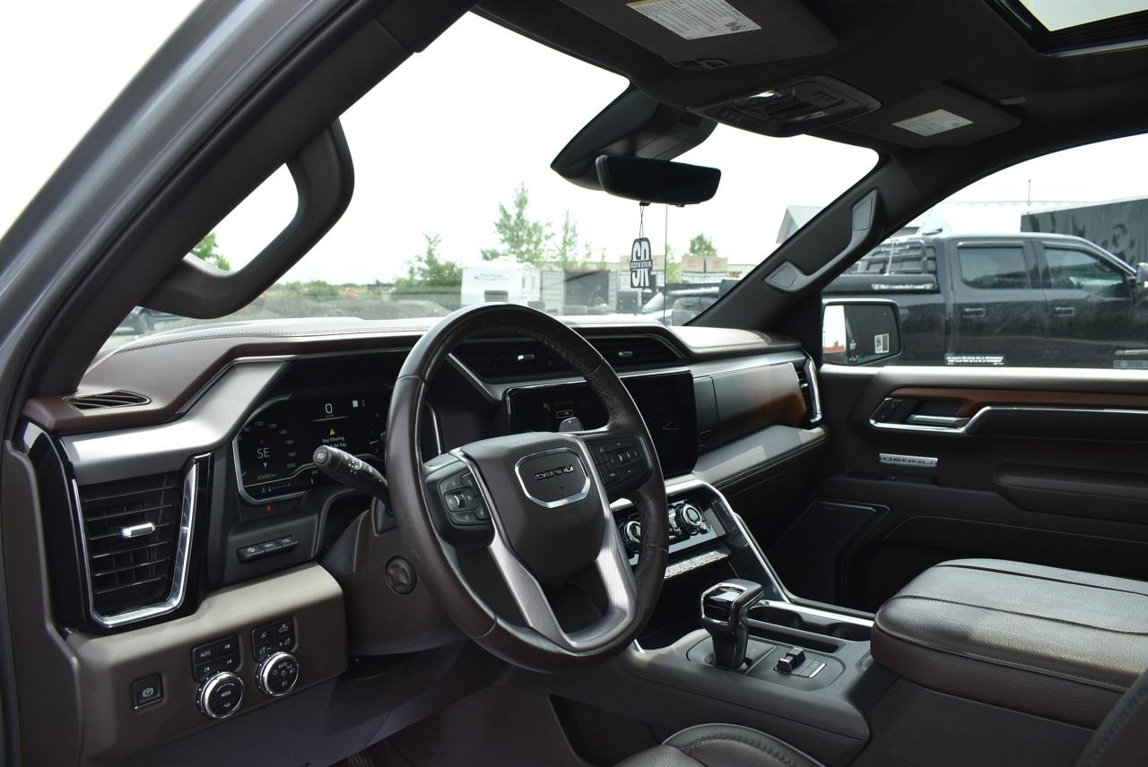 2023 GMC Sierra 1500 DENALI - 5.3L - Photo #26
