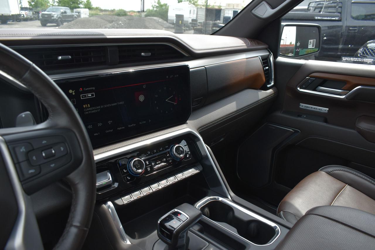 2023 GMC Sierra 1500 DENALI - 5.3L - Photo #47