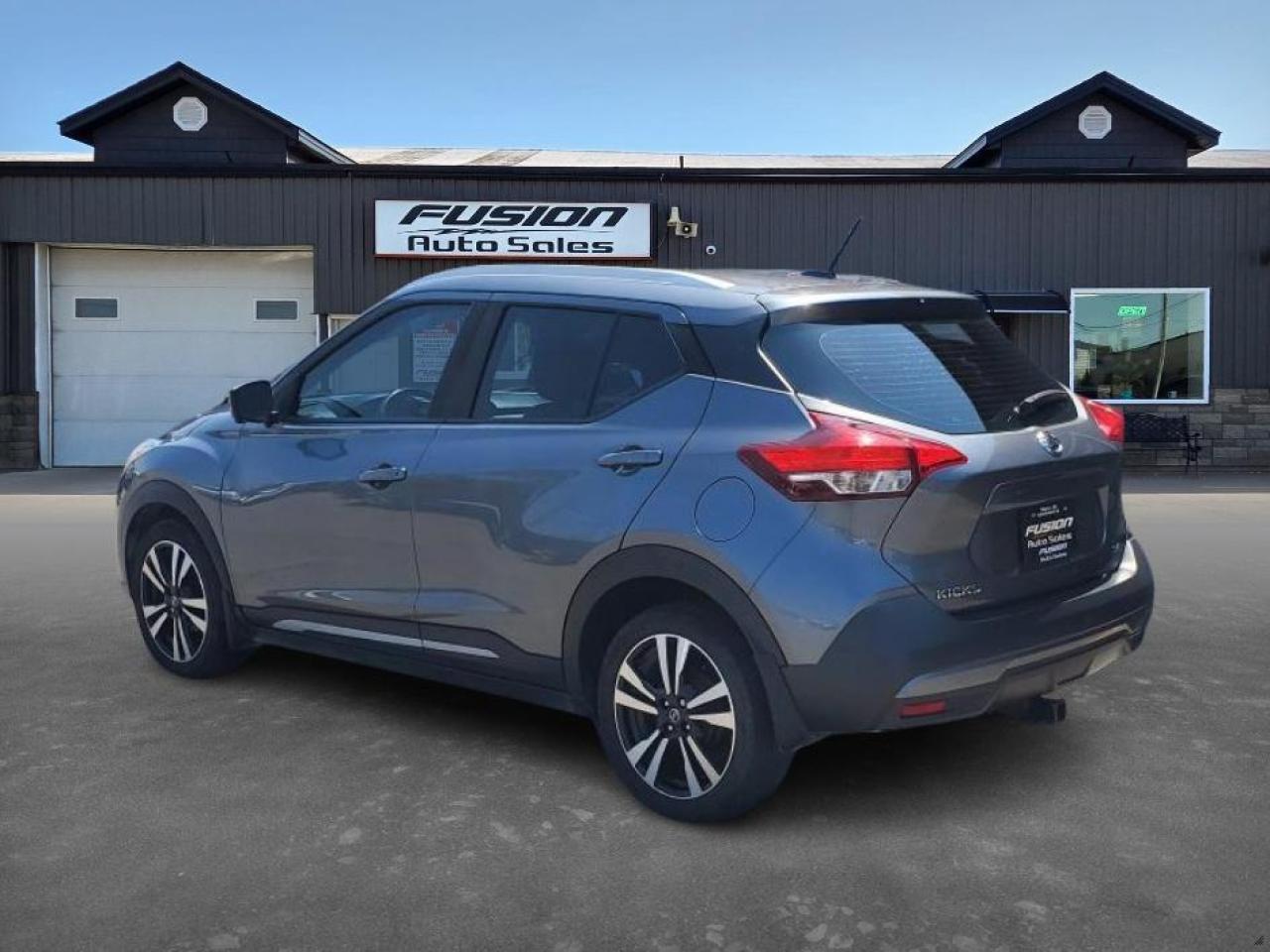 2019 Nissan Kicks SV-LEATHER-REMOTE START-HEATED SEATS-REAR CAMERA - Photo #3