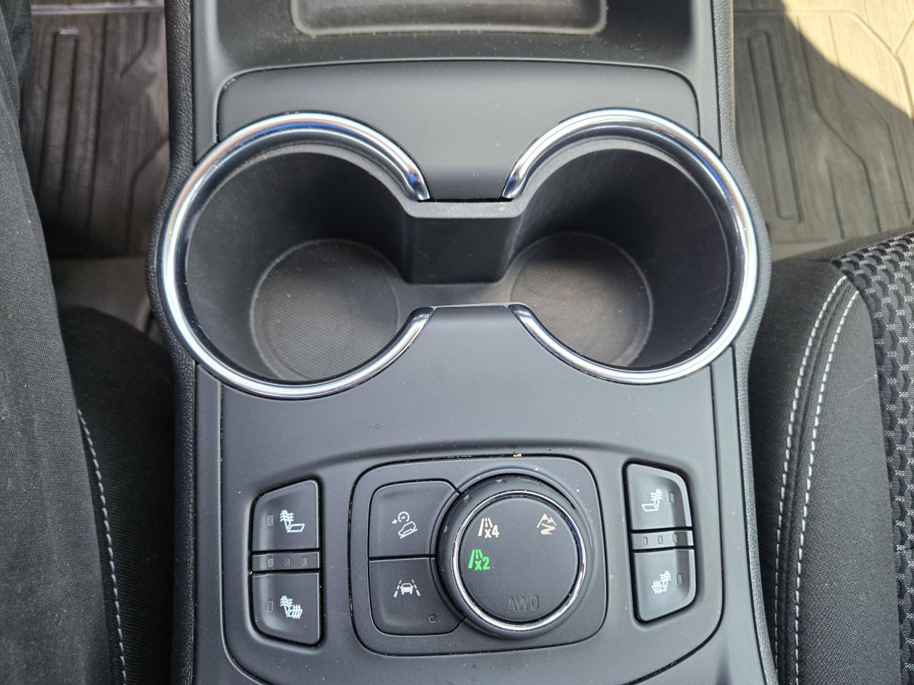 2024 GMC Terrain AWD 4DR SLE - Photo #13