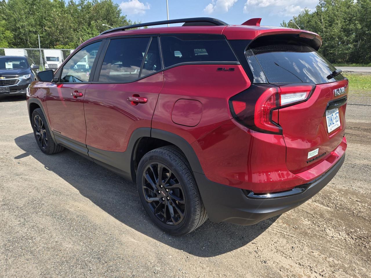 2024 GMC Terrain AWD 4DR SLE - Photo #6