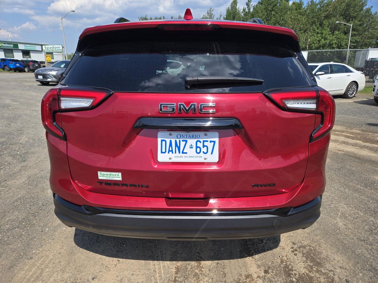 2024 GMC Terrain AWD 4DR SLE - Photo #5