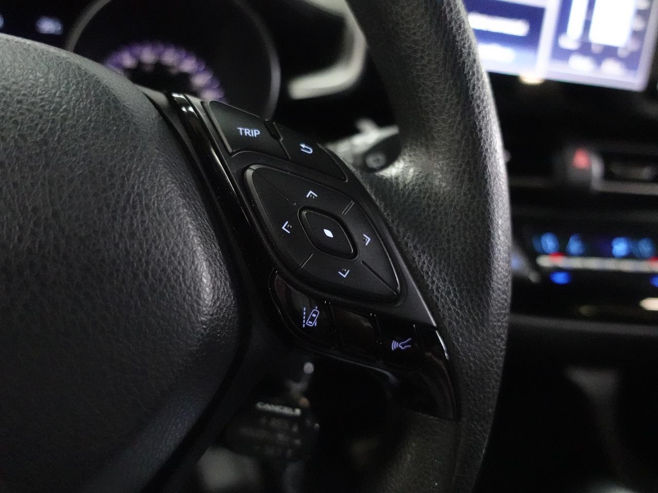 2022 Toyota C-HR LE | LaneDep | ACC | Backup Cam | CarPlay