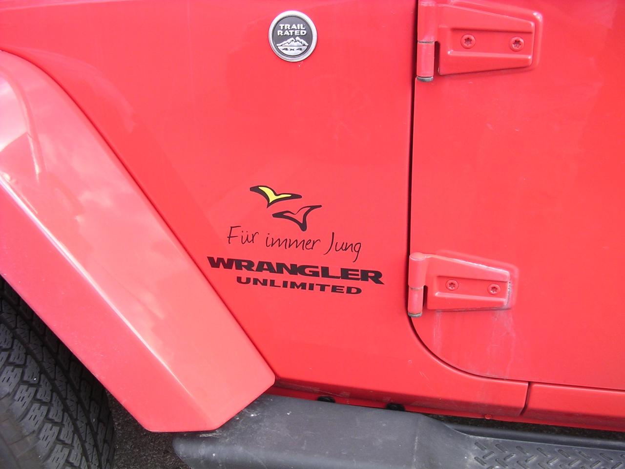 2013 Jeep Wrangler 4WD 4DR SAHARA - Photo #5