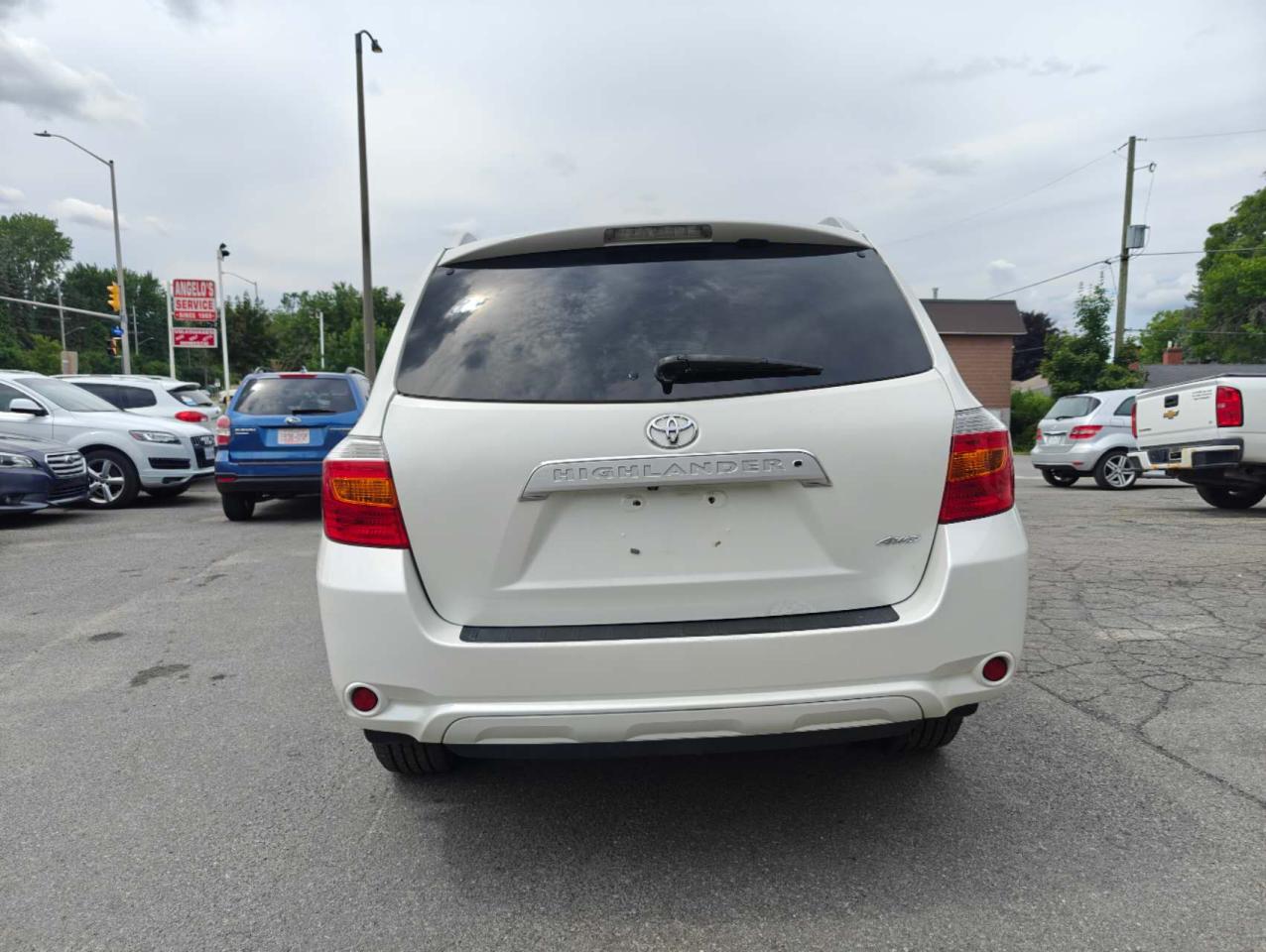 2010 Toyota Highlander 4WD 4dr V6 Limited - Photo #4