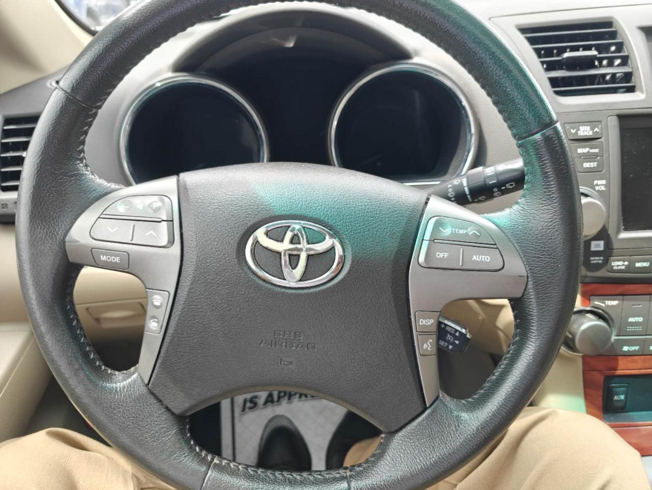 2010 Toyota Highlander 4WD 4dr V6 Limited - Photo #12
