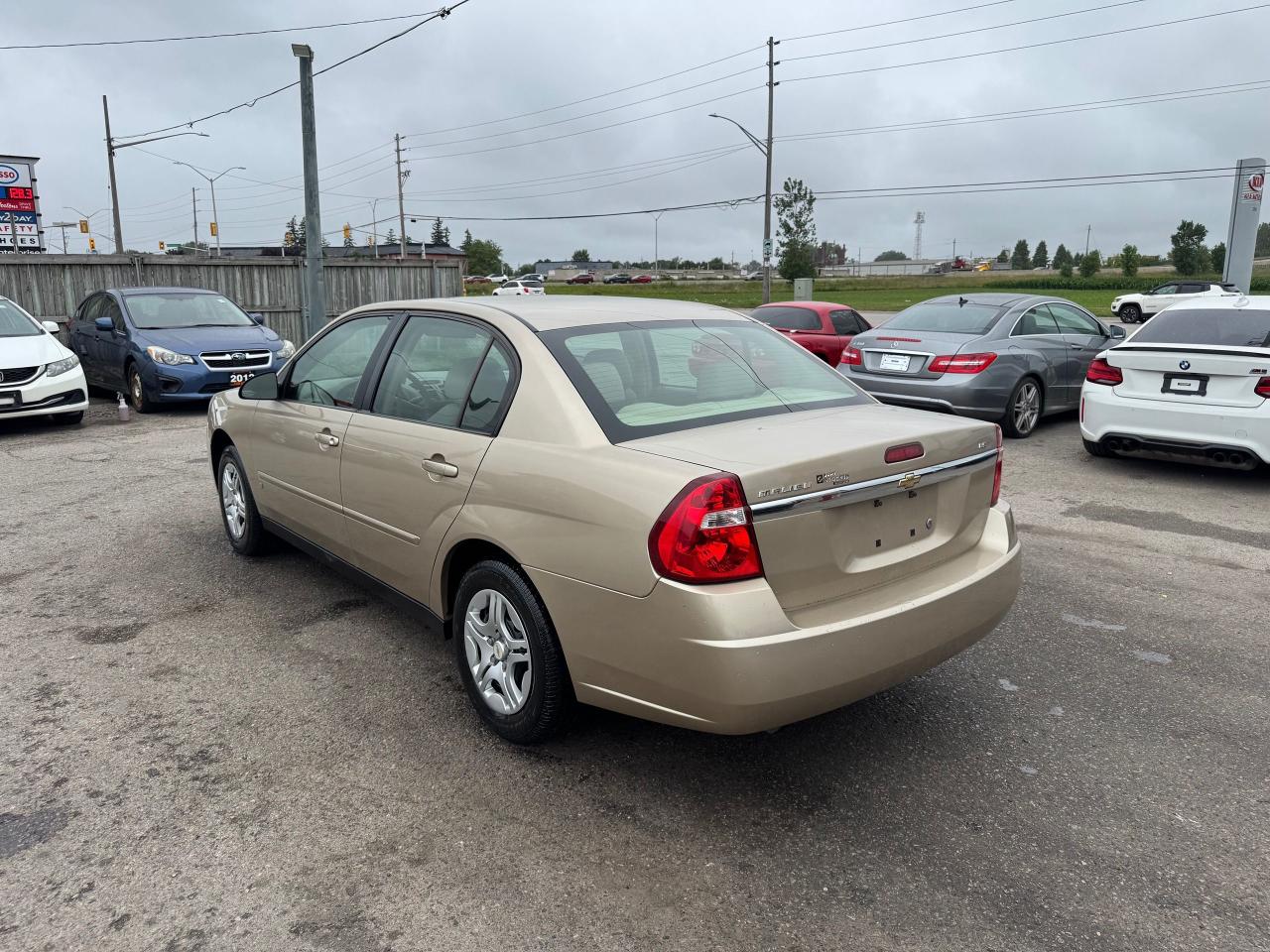 2006 Chevrolet Malibu LS - Photo #3