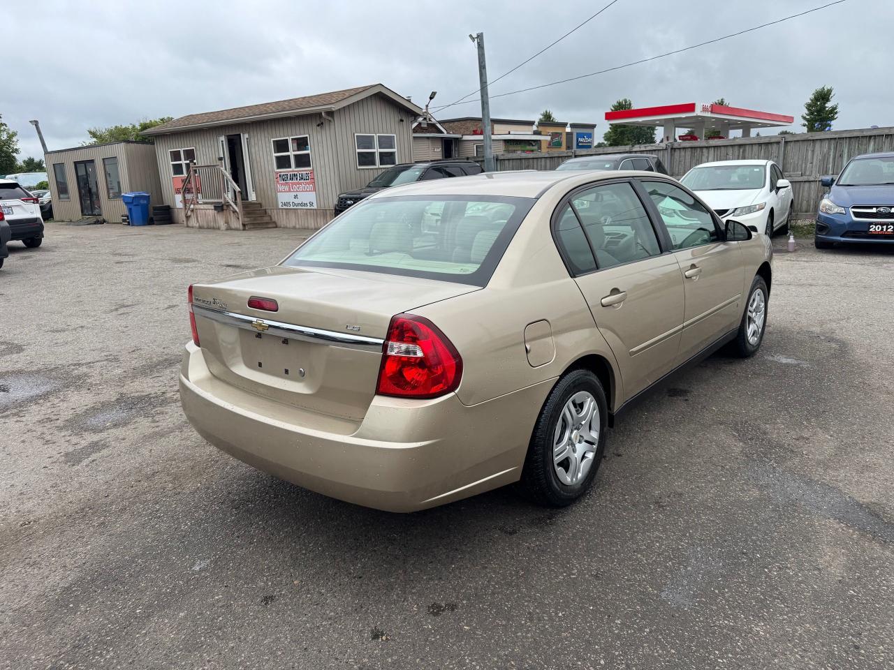 2006 Chevrolet Malibu LS - Photo #5