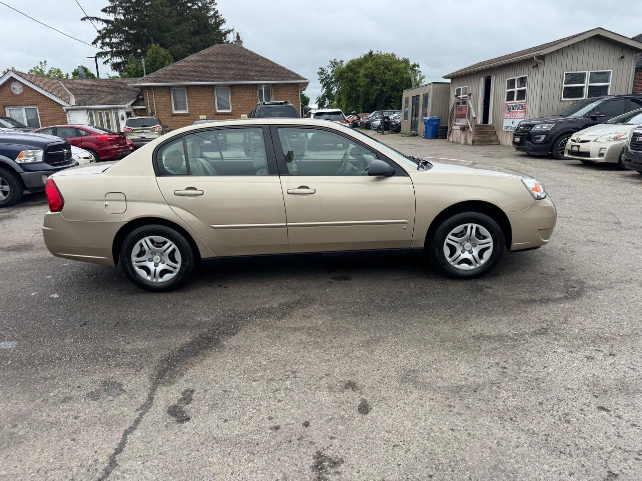 2006 Chevrolet Malibu LS - Photo #6