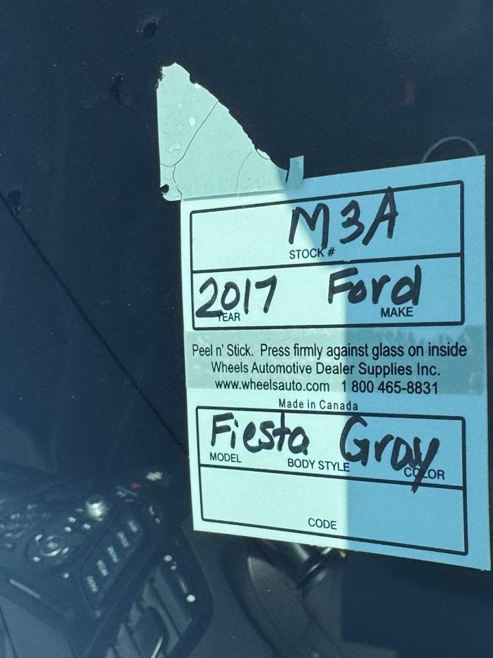 2017 Ford Fiesta SE - Photo #18