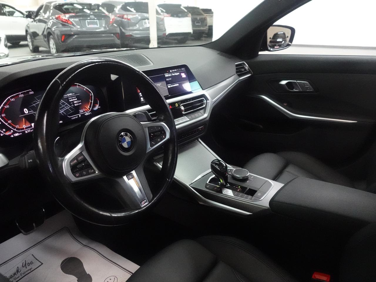 2020 BMW 3 Series 330i | xDrive | M-Pkg | Nav | Leather | Sunroof