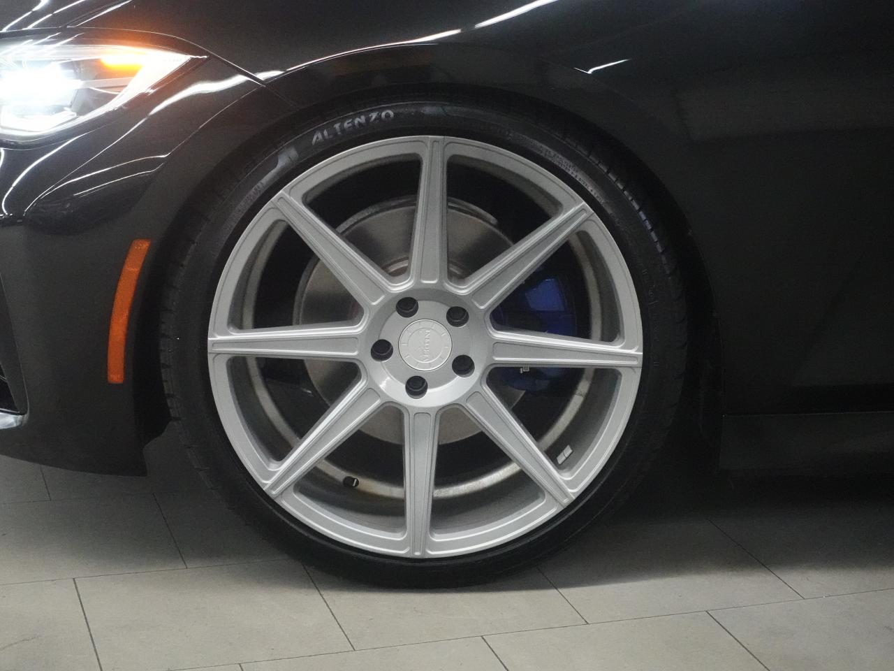 2020 BMW 3 Series 330i | xDrive | M-Pkg | Nav | Leather | Sunroof