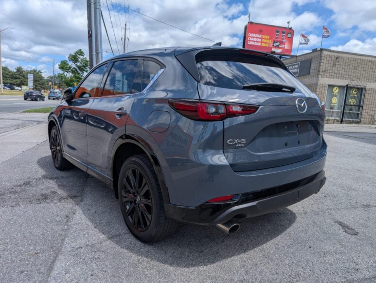2024 Mazda CX-5 2.5 TURBO PREMIUM (ONE OWNER) - Photo #3