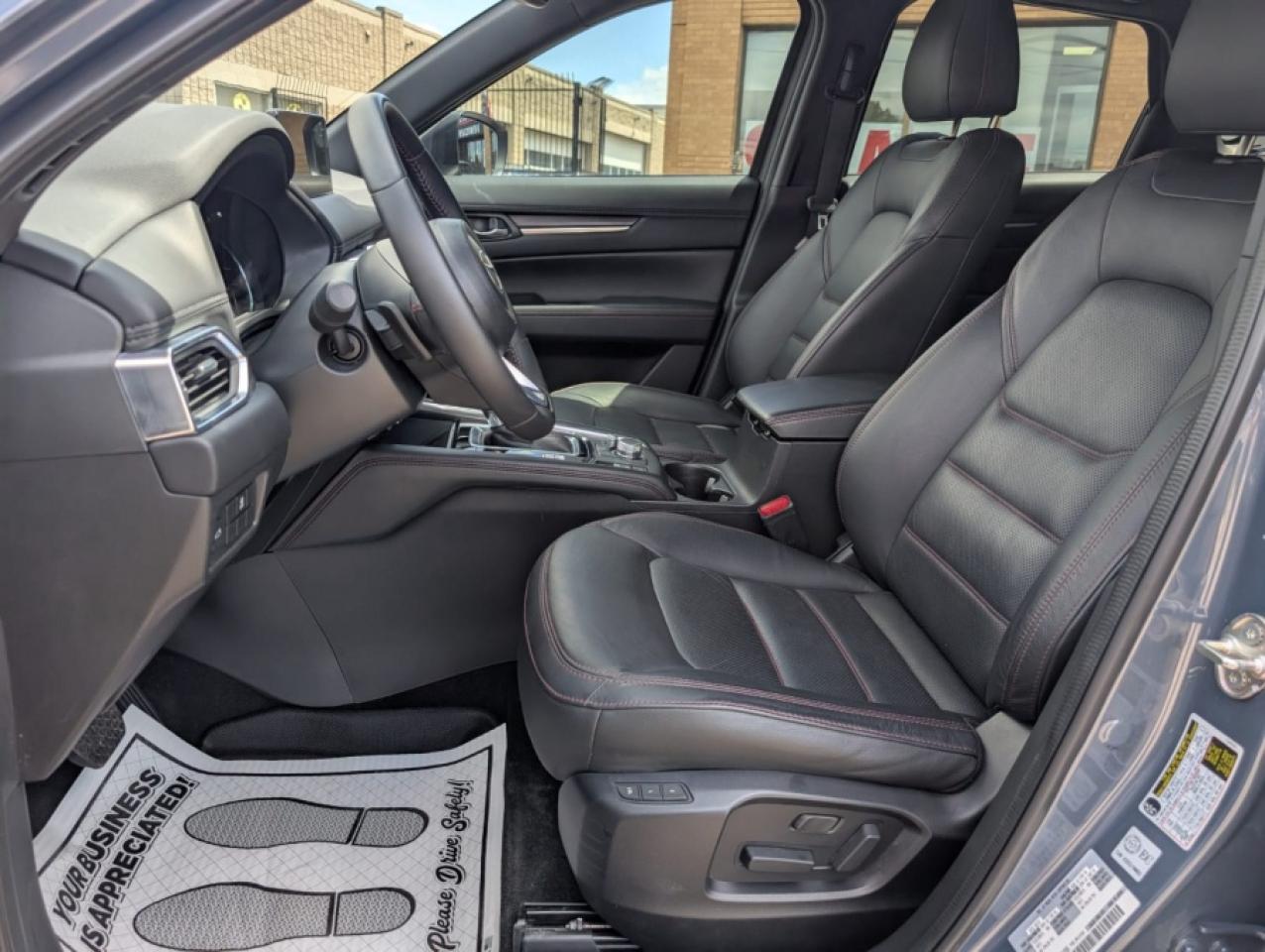 2024 Mazda CX-5 2.5 TURBO PREMIUM (ONE OWNER) - Photo #10