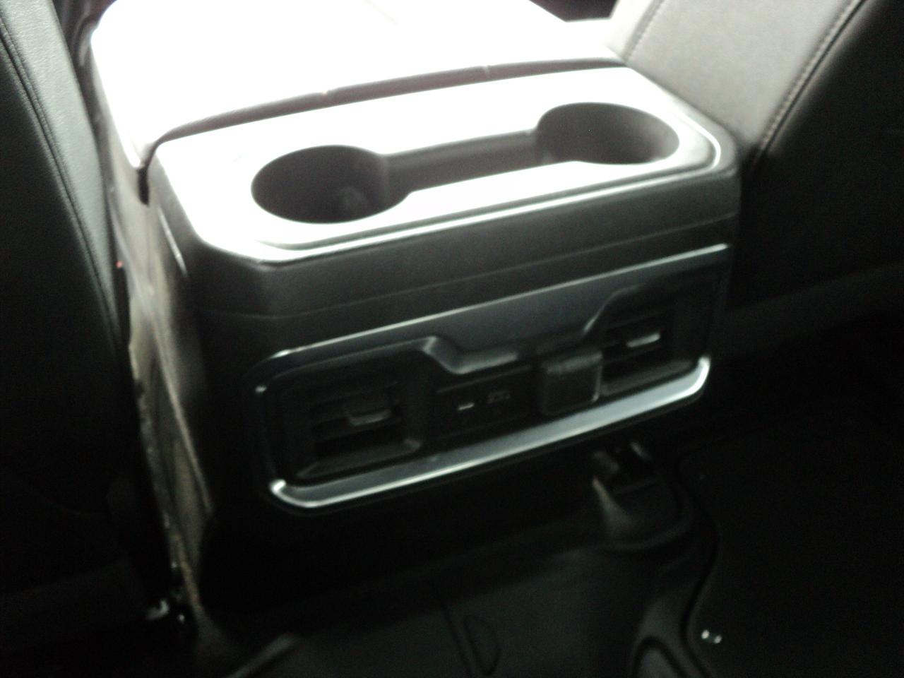 2021 GMC Sierra 1500 AT4 CrewCab 4WD 6.2L8cyl 5'9"Box LeatherHeatedCool - Photo #28