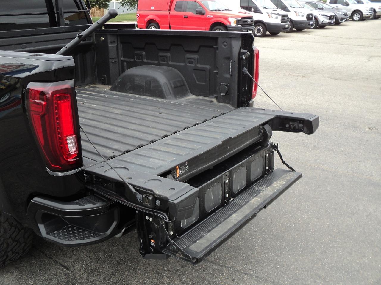 2021 GMC Sierra 1500 AT4 CrewCab 4WD 6.2L8cyl 5'9"Box LeatherHeatedCool - Photo #26