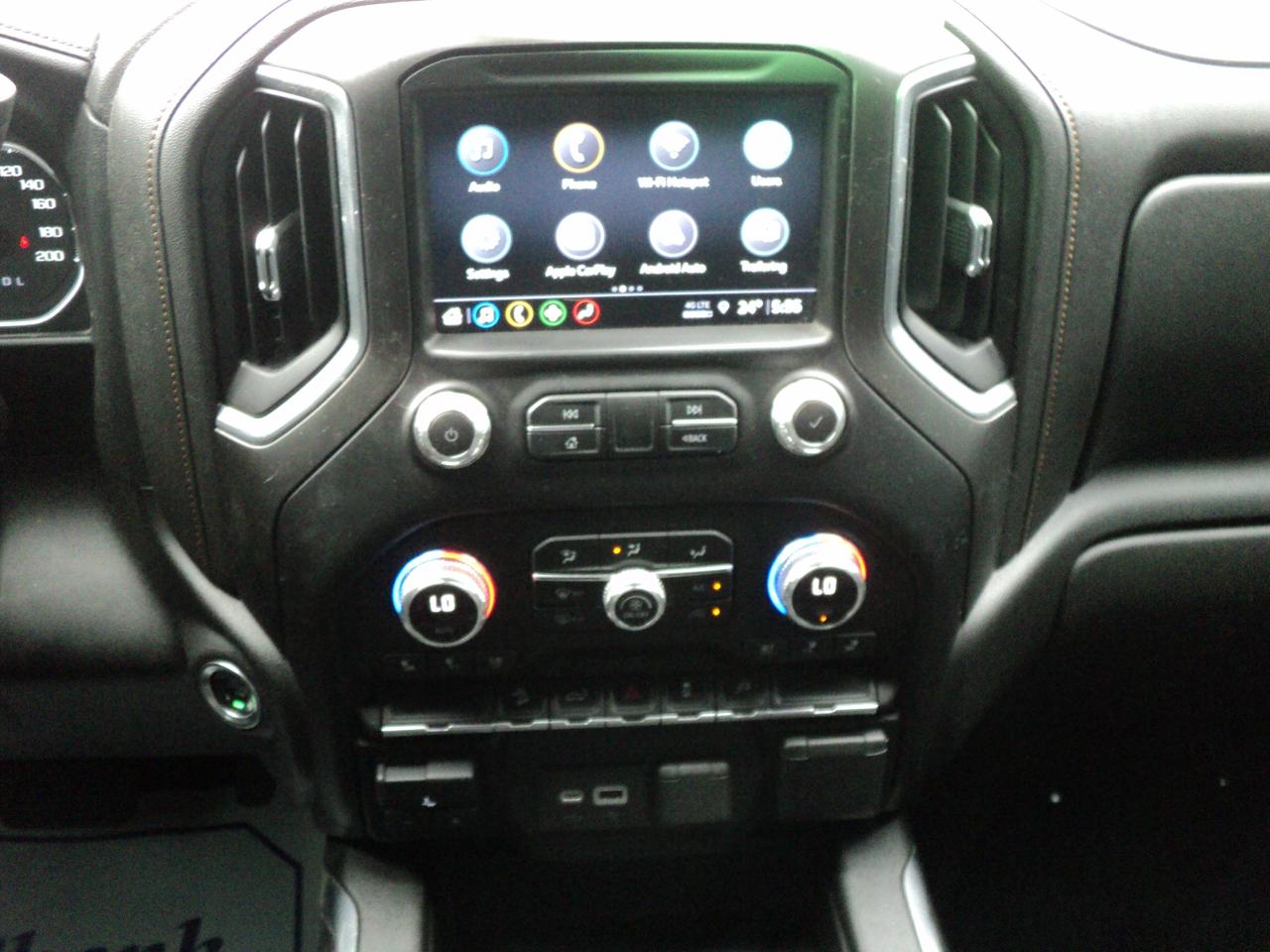 2021 GMC Sierra 1500 AT4 CrewCab 4WD 6.2L8cyl 5'9"Box LeatherHeatedCool - Photo #20