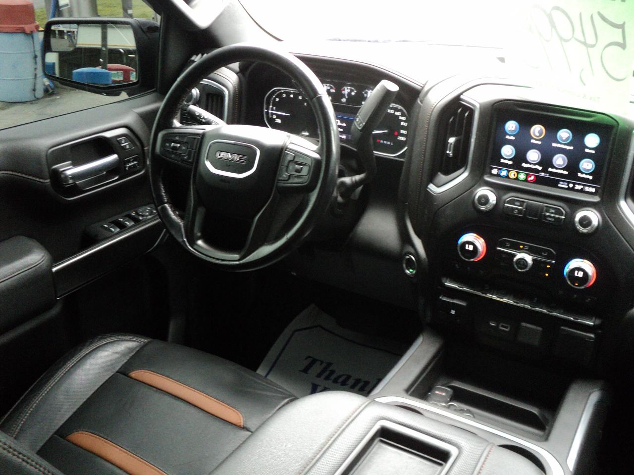 2021 GMC Sierra 1500 AT4 CrewCab 4WD 6.2L8cyl 5'9"Box LeatherHeatedCool - Photo #17