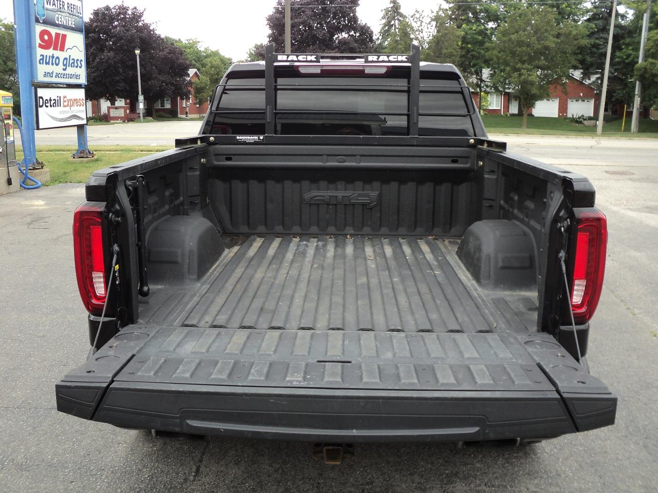 2021 GMC Sierra 1500 AT4 CrewCab 4WD 6.2L8cyl 5'9"Box LeatherHeatedCool - Photo #8