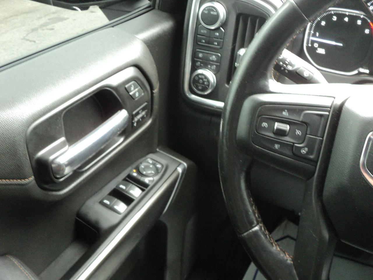 2021 GMC Sierra 1500 AT4 CrewCab 4WD 6.2L8cyl 5'9"Box LeatherHeatedCool - Photo #23