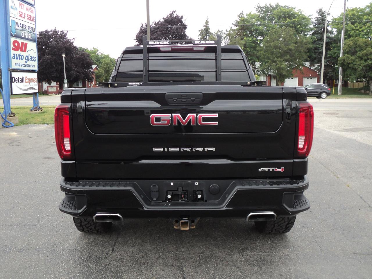 2021 GMC Sierra 1500 AT4 CrewCab 4WD 6.2L8cyl 5'9"Box LeatherHeatedCool - Photo #9
