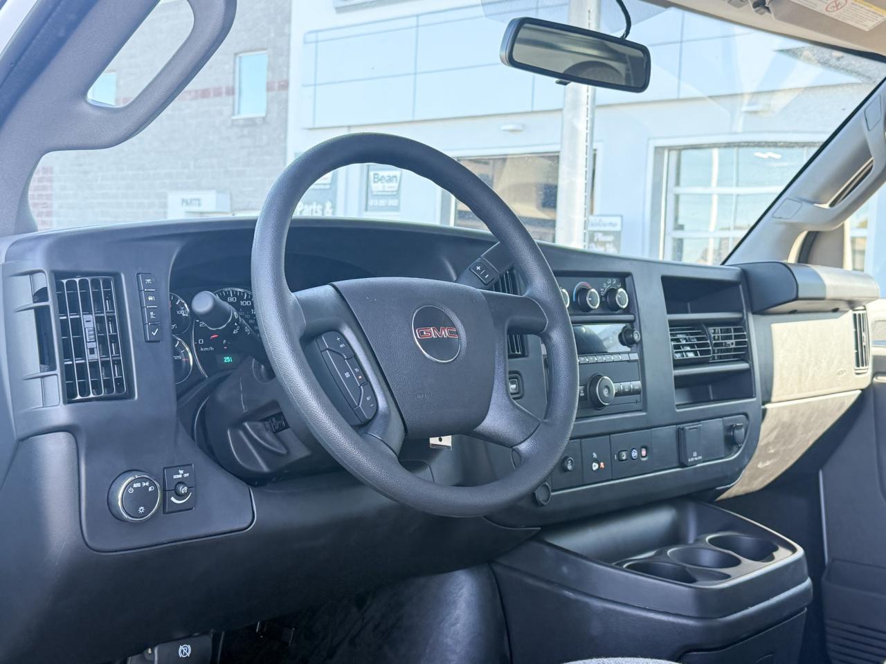 2025 GMC Savana Cutaway Work Van 4.3L V8 WITH REMOTE ENTRY, CRUISE CONTROL, A/C, REAR VISION CAMERA, AM/FM STEREO Photo