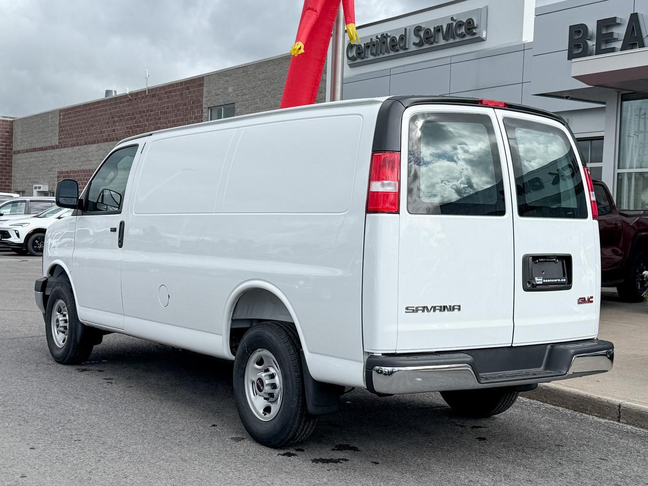 2025 GMC Savana 2500 Work Van 4.3L V6, REMOTE START/ENTRY, POWER DRIVER SEAT, AIR CONDITIONING, CRUISE CONTROL, MP3 PLAYER, BLUETOOTH, REAR VISION CAMERA Photo