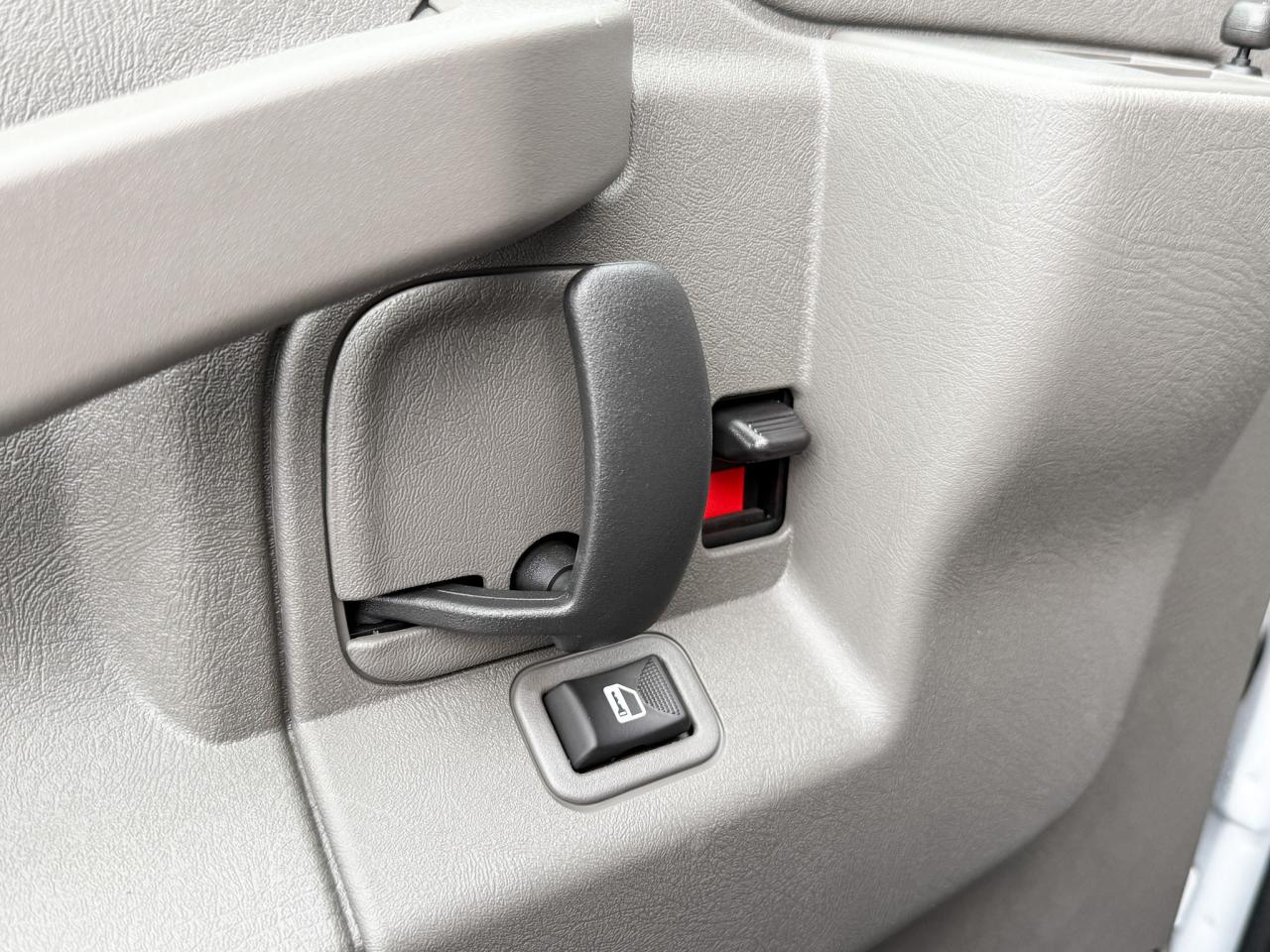 2025 GMC Savana 2500 Work Van 4.3L V6, REMOTE START/ENTRY, POWER DRIVER SEAT, AIR CONDITIONING, CRUISE CONTROL, MP3 PLAYER, BLUETOOTH, REAR VISION CAMERA Photo