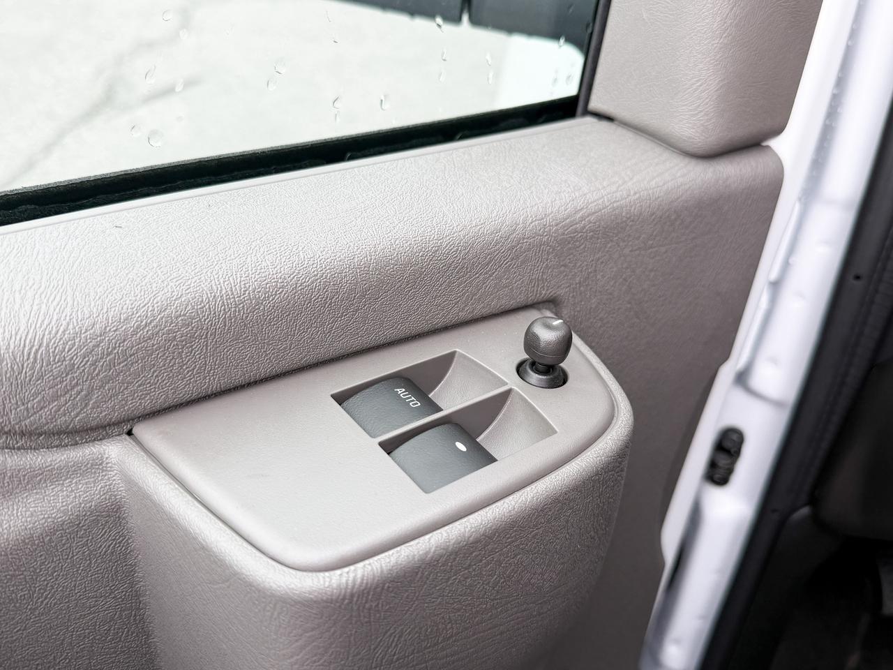 2025 GMC Savana 2500 Work Van 4.3L V6, REMOTE START/ENTRY, POWER DRIVER SEAT, AIR CONDITIONING, CRUISE CONTROL, MP3 PLAYER, BLUETOOTH, REAR VISION CAMERA Photo