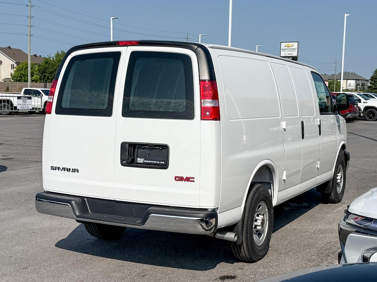 2025 GMC Savana 2500 Work Van 4.3L V6, REMOTE START/ENTRY, POWER DRIVER SEAT, AIR CONDITIONING, CRUISE CONTROL, MP3 PLAYER, BLUETOOTH, REAR VISION CAMERA Photo