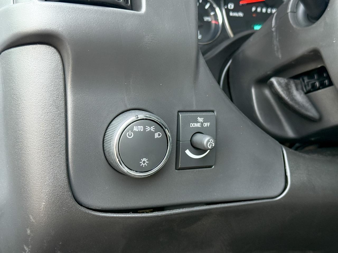 2025 GMC Savana 2500 Work Van 4.3L V6, REMOTE START/ENTRY, POWER DRIVER SEAT, AIR CONDITIONING, CRUISE CONTROL, MP3 PLAYER, BLUETOOTH, REAR VISION CAMERA Photo