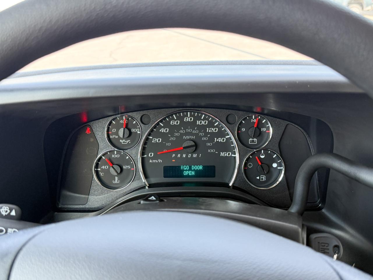 2025 GMC Savana 2500 Work Van 4.3L V6, REMOTE START/ENTRY, POWER DRIVER SEAT, AIR CONDITIONING, CRUISE CONTROL, MP3 PLAYER, BLUETOOTH, REAR VISION CAMERA Photo