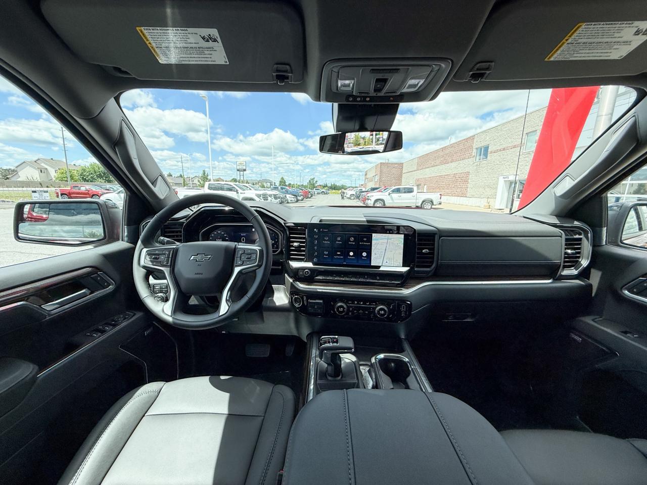 2025 Chevrolet Silverado 1500 RST 5.3L V8 WITH REMOTE START/ENTRY, HEATED SEATS, HEATED STEERING WHEEL, HD REAR VISION, POWER UP/DOWN TAILGATE, APPLE CARPLAY AND ANDROID AUTO Photo
