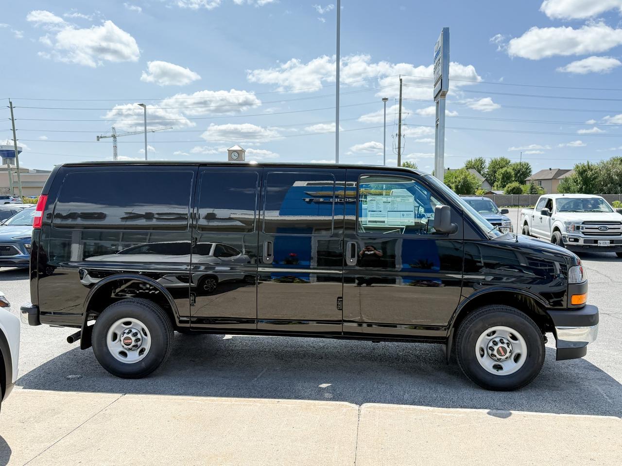 2025 GMC Savana 2500 Work Van 4.3L V6, REMOTE START/ENTRY, POWER DRIVER SEAT, AIR CONDITIONING, CRUISE CONTROL, MP3 PLAYER, BLUETOOTH, REAR VISION CAMERA Photo