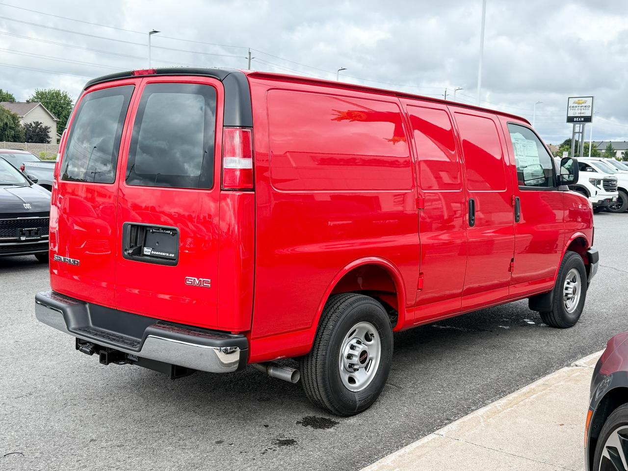2025 GMC Savana 2500 Work Van 4.3L V6, REMOTE START/ENTRY, POWER DRIVER SEAT, AIR CONDITIONING, CRUISE CONTROL, MP3 PLAYER, BLUETOOTH, REAR VISION CAMERA Photo