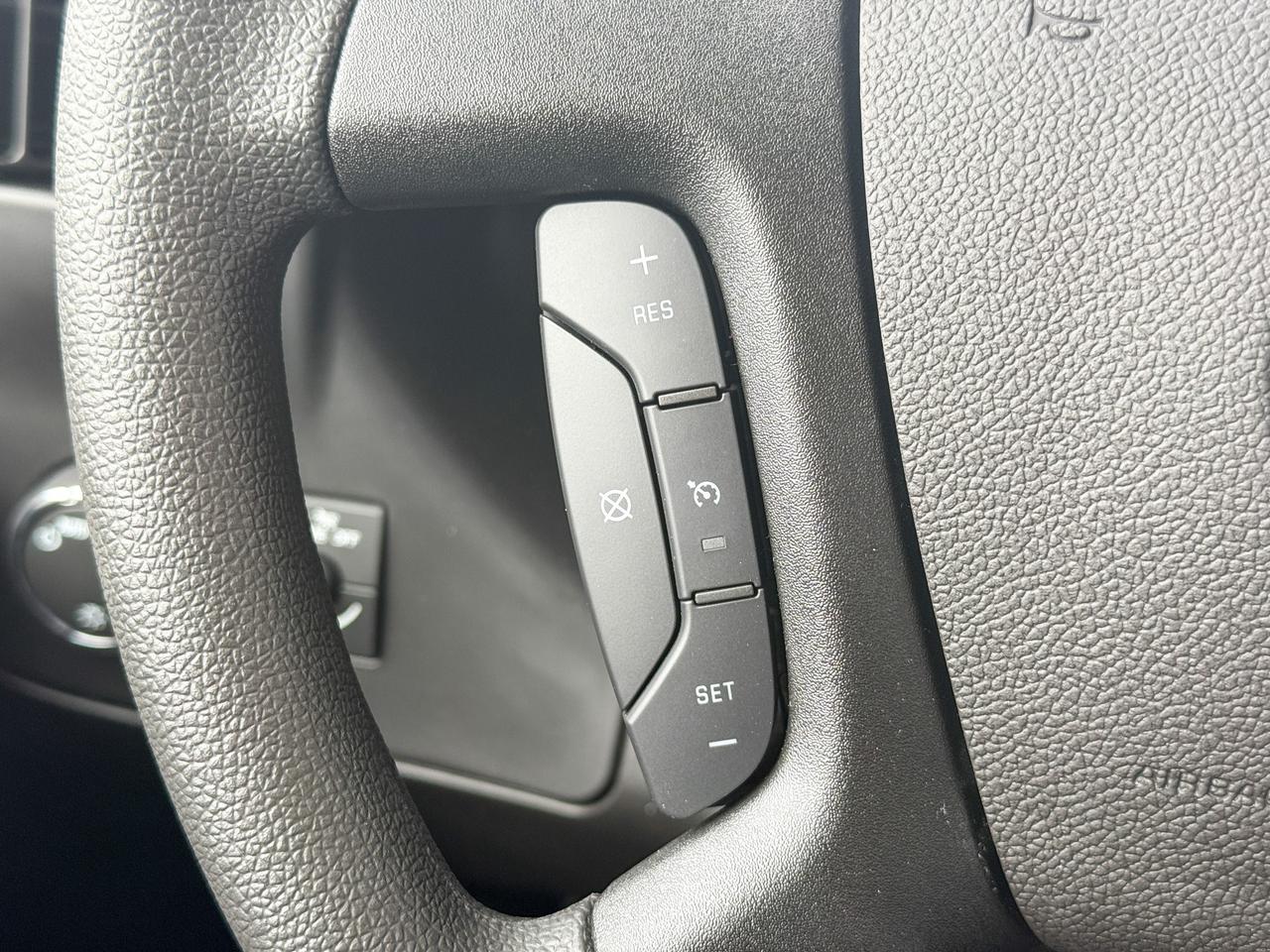 2025 GMC Savana 2500 Work Van 4.3L V6, REMOTE START/ENTRY, POWER DRIVER SEAT, AIR CONDITIONING, CRUISE CONTROL, MP3 PLAYER, BLUETOOTH, REAR VISION CAMERA Photo