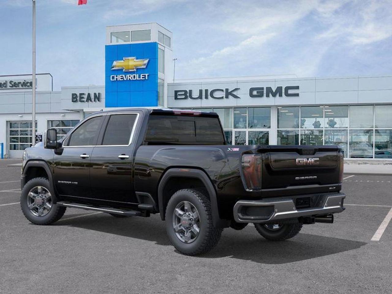 2025 GMC Sierra 3500 HD SLT Photo2