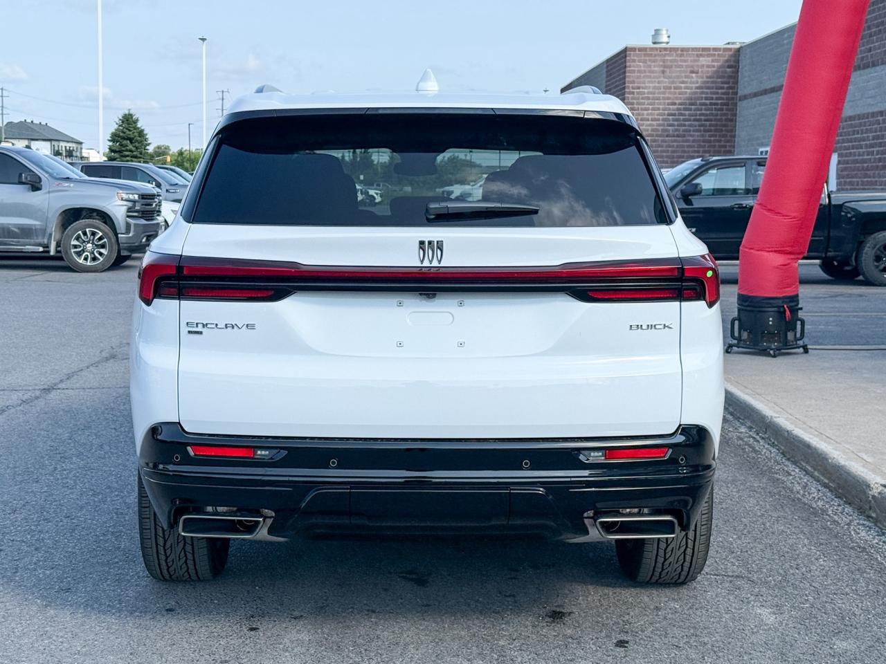 2026 Buick Enclave Sport Touring 2.5L 4 CYL WITH REMOTE START/ENTRY, HEATED SEATS, HEATED STEERING WHEEL, POWER LIFTGATE, BOSE SOUND SYSTEM Photo3