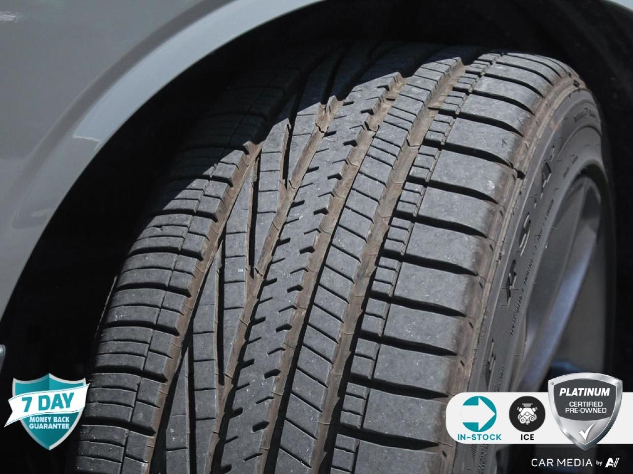 2023 Dodge Challenger Scat Pack 392 392 | SUNROOF | NAV | ALPINE AUDIO Photo